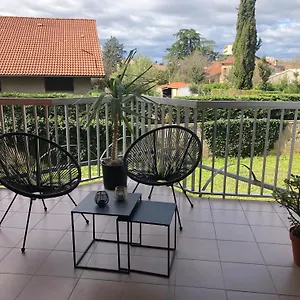 Appartement Moderne, Terrasse Et Parking, Romans-sur-Isère